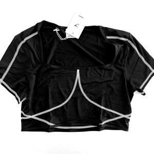 Gymshark XL Stitch Feature Crop Top